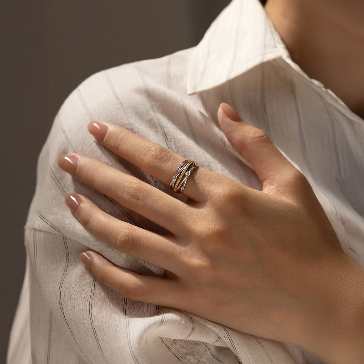 Sterling Silver Multi Layered Shimmer Ring Wholesale - Image 6